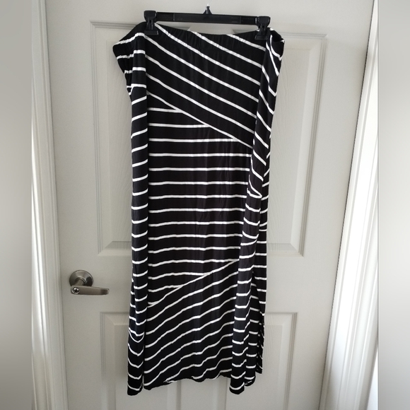 Loft Black And White Stripe Maxi Skirt Size XL - Picture 1 of 4